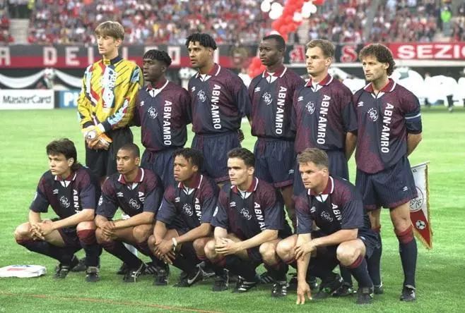 阿贾克斯：欧冠赛场上的“凤凰涅槃”新篇